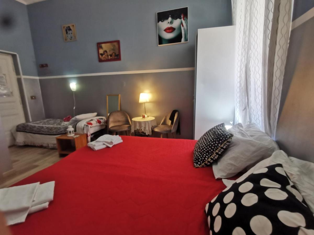 Român Holidays Extérieur photo