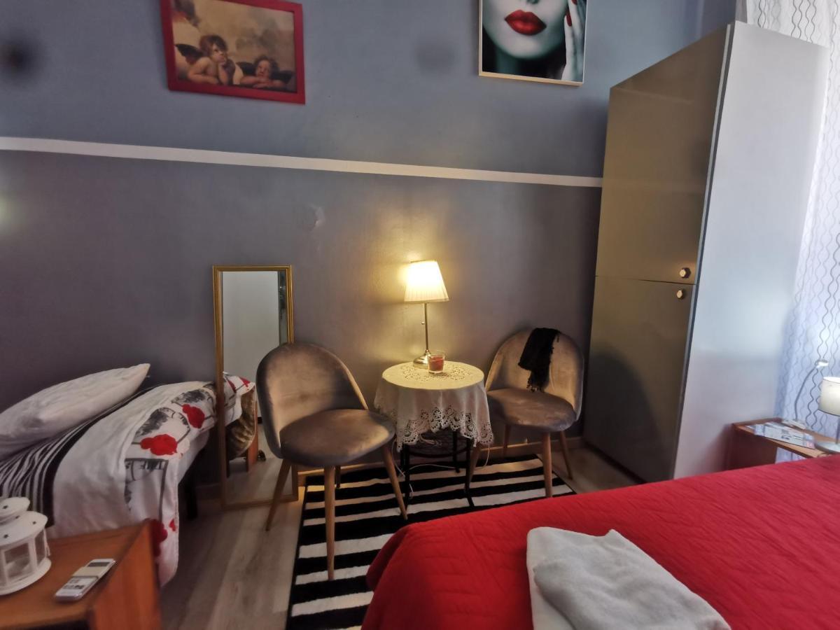 Român Holidays Extérieur photo