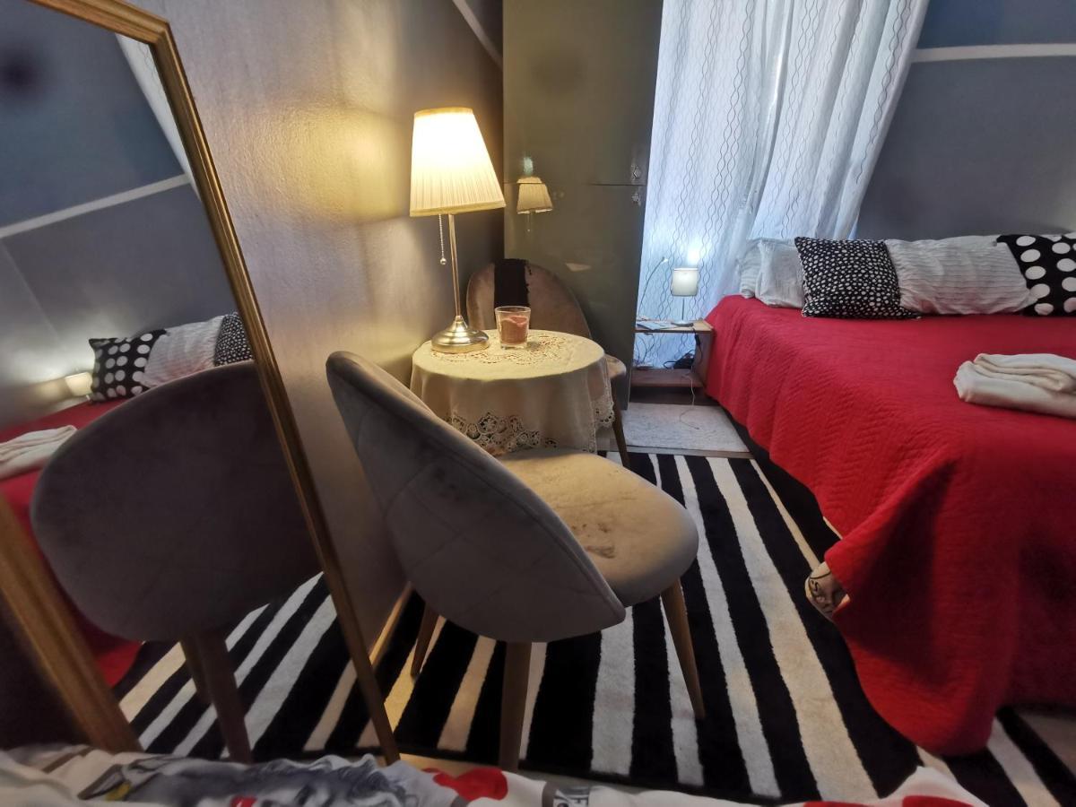 Român Holidays Extérieur photo