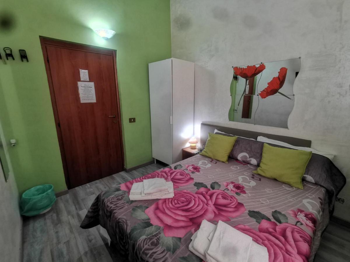 Român Holidays Extérieur photo