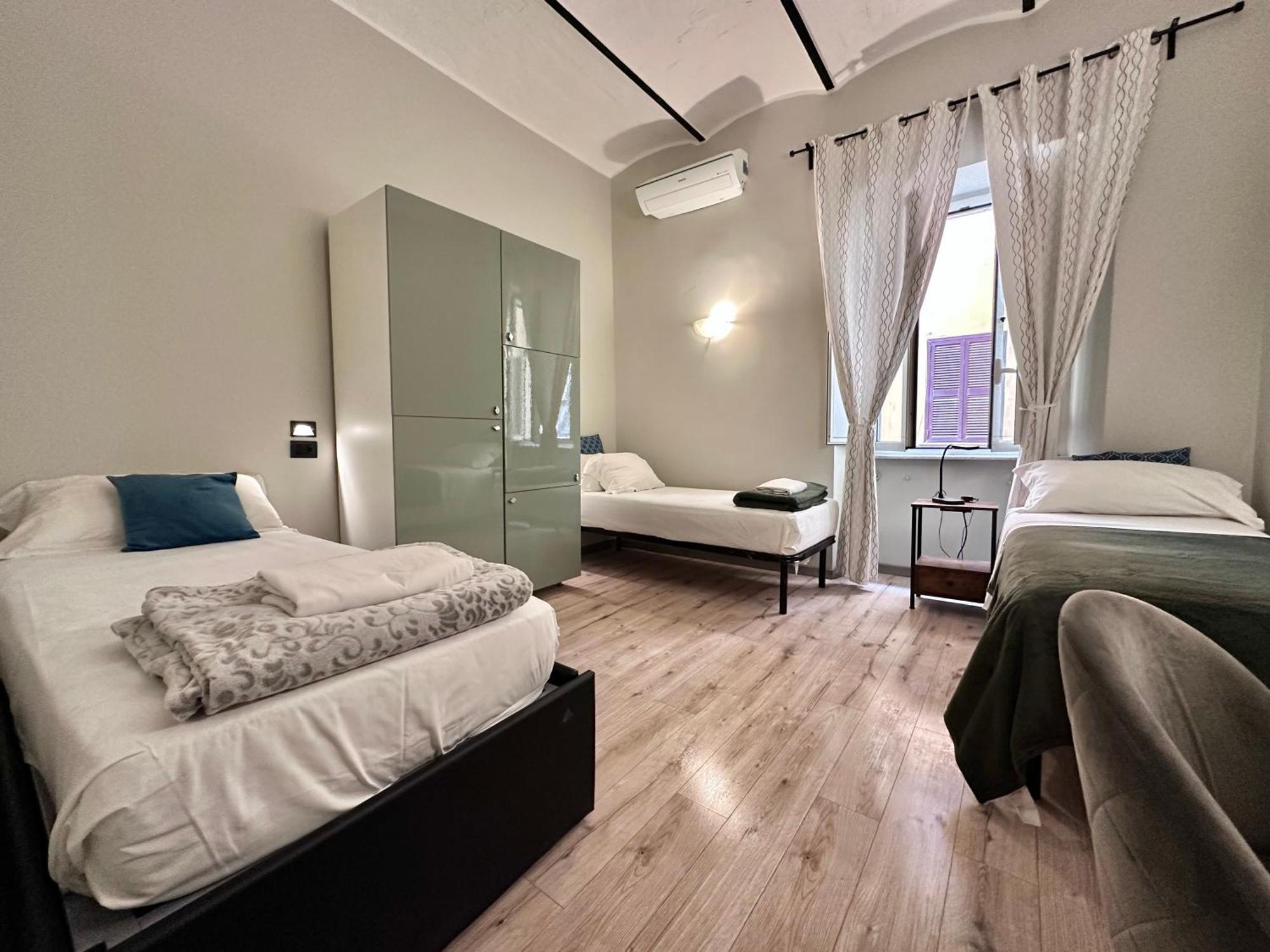 Român Holidays Extérieur photo