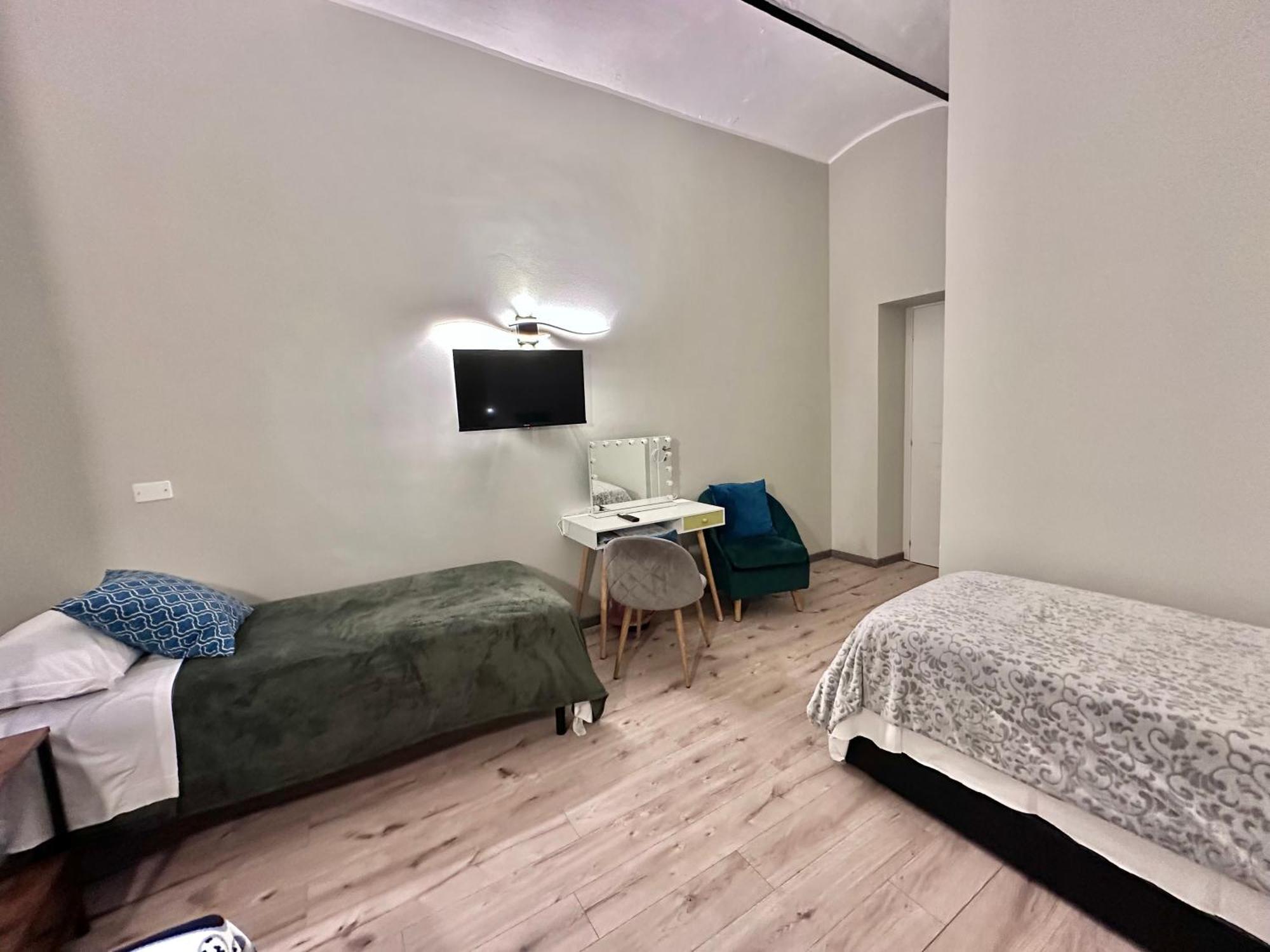 Român Holidays Extérieur photo