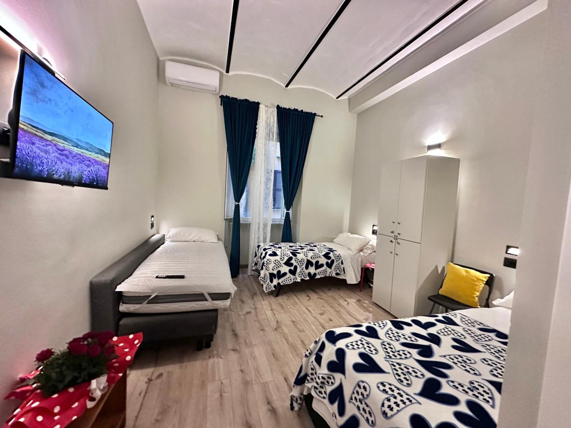 Român Holidays Extérieur photo