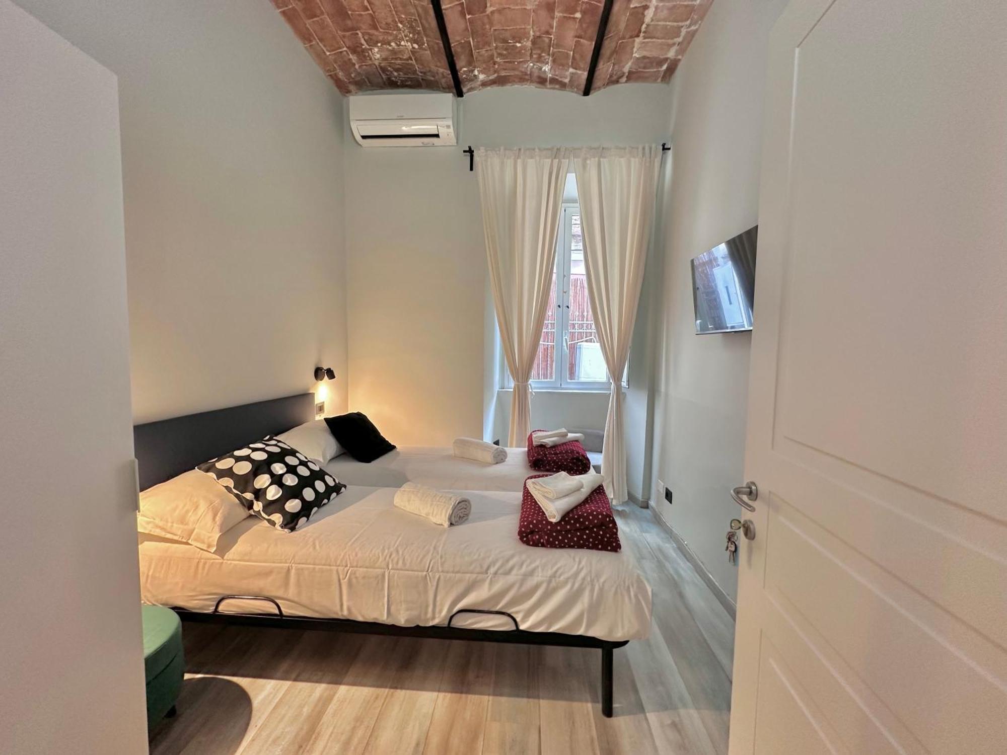 Român Holidays Extérieur photo