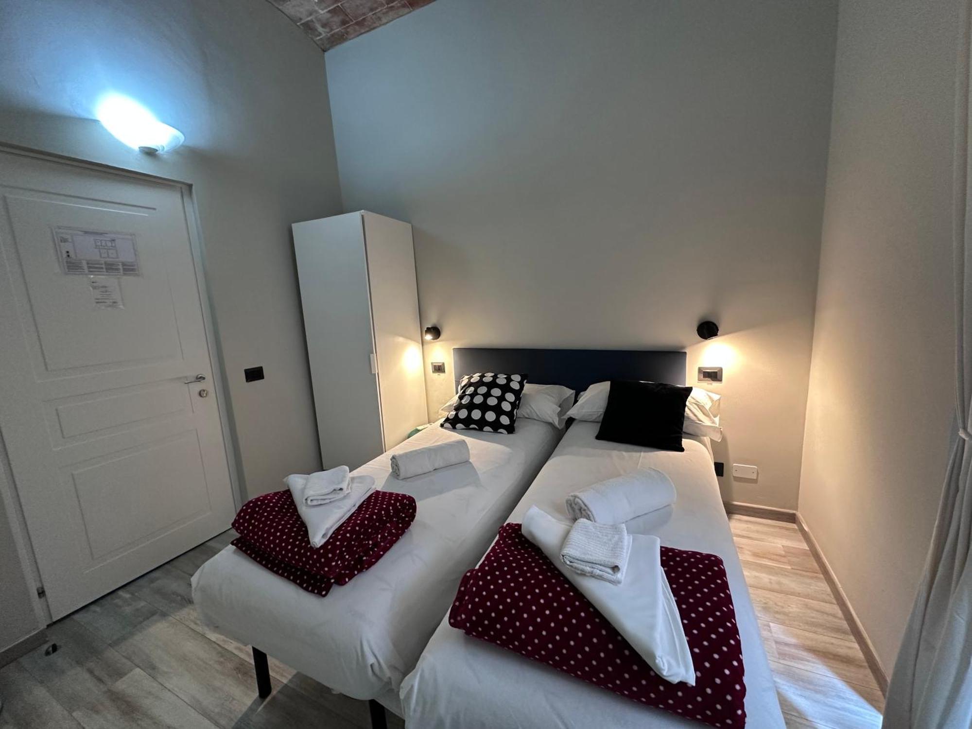 Român Holidays Extérieur photo